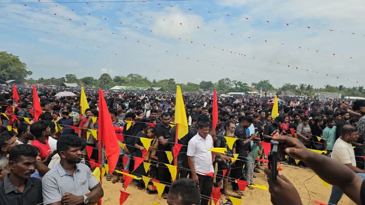 Read more about the article முள்ளிவாய்க்காலில் உணர்வெழுச்சியுடன் மீண்டெழும் தமிழர் தேசம் – படங்கள் இணைப்பு