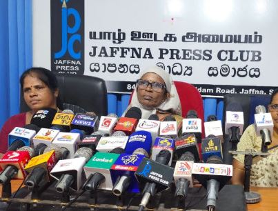 Read more about the article தமிழ்தேசிய கட்சிகளுக்கு ஆதரவு வலிந்து காணாமல் ஆக்கப்பட்டோர் சங்கத்தினர்!!
